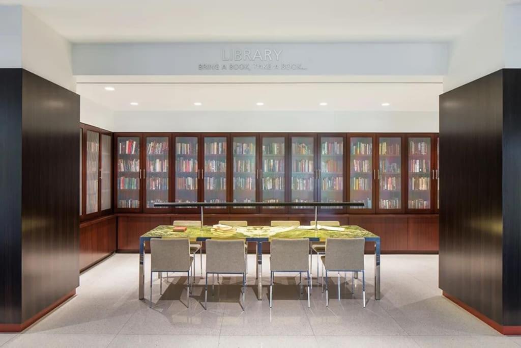 Charming Apartment At Crystal City With Amazing Amenities أرلنغتون المظهر الخارجي الصورة