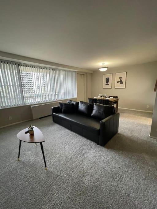 Charming Apartment At Crystal City With Amazing Amenities أرلنغتون المظهر الخارجي الصورة